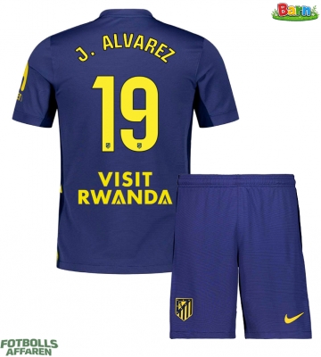 Atletico Madrid Julian Alvarez #19 Bortaställ Barn 2025-26 Kortärmad (+ Korta byxor)